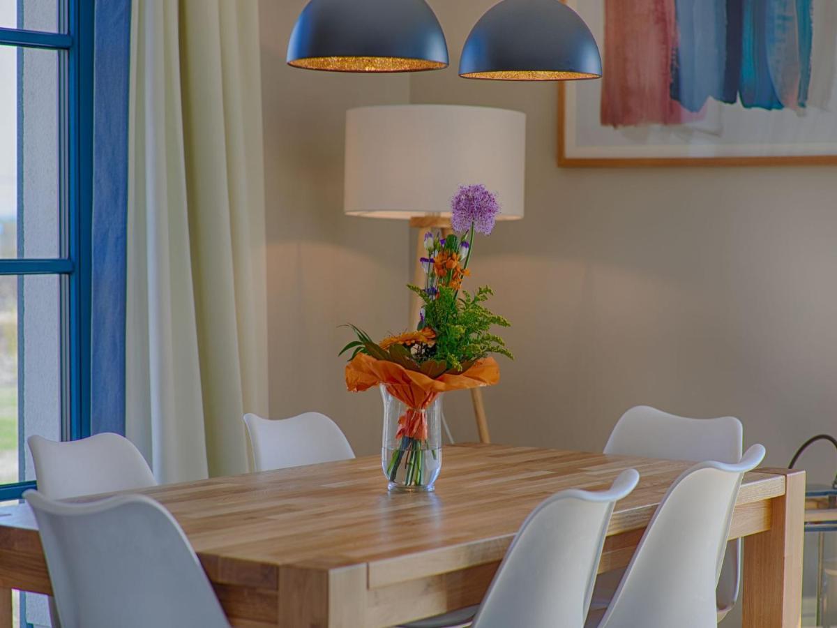 Reetland am Meer - Premium Reetdachvilla mit 3 Schlafzimmern, Sauna und Kamin F23 Dranske Exterior foto